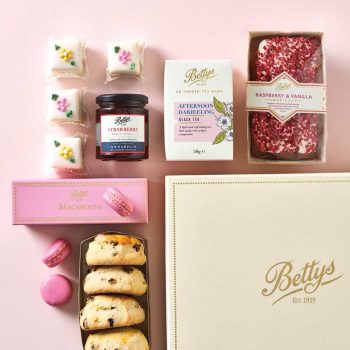 Spring Summer Afternoon Tea Gift Box